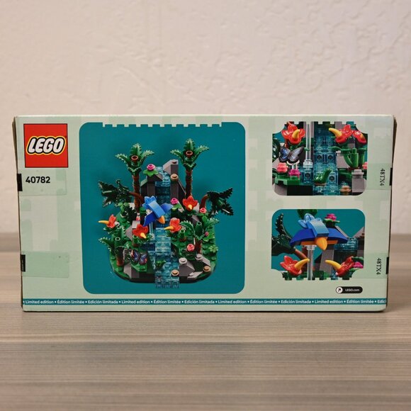 LEGO 40782 Tropical Rainforest Diorama Limited Edition Set - Picture 2 of 6